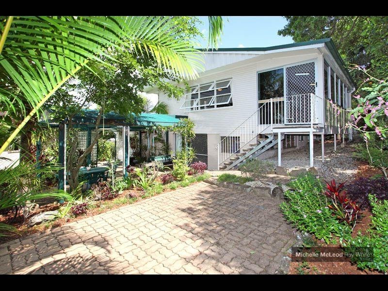 5 Jessica Street, Taringa QLD 4068