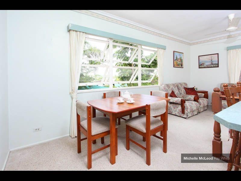 5 Jessica Street, Taringa QLD 4068