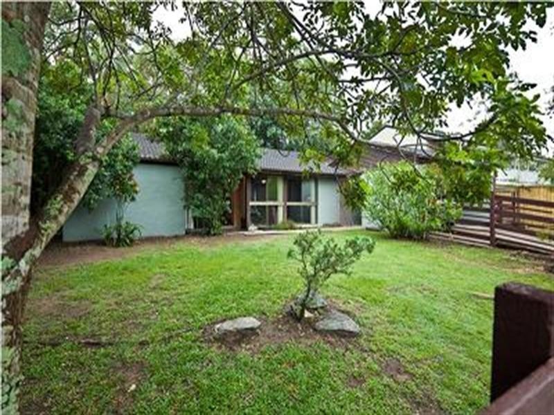 35 Ironbark Road, Chapel Hill QLD 4069