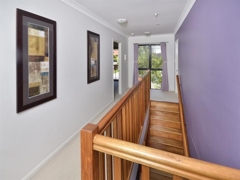 9/272 Indooroopilly Road, Indooroopilly QLD 4068