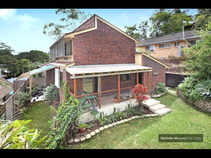 14 Halimah Street, Chapel Hill QLD 4069