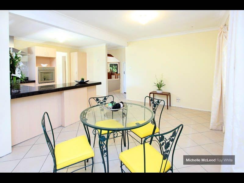 14 Halimah Street, Chapel Hill QLD 4069