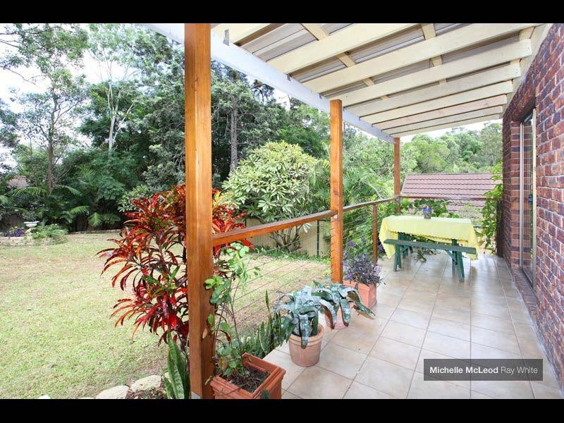 14 Halimah Street, Chapel Hill QLD 4069