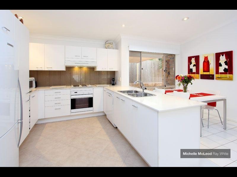 47 Morningview Street, Chapel Hill QLD 4069