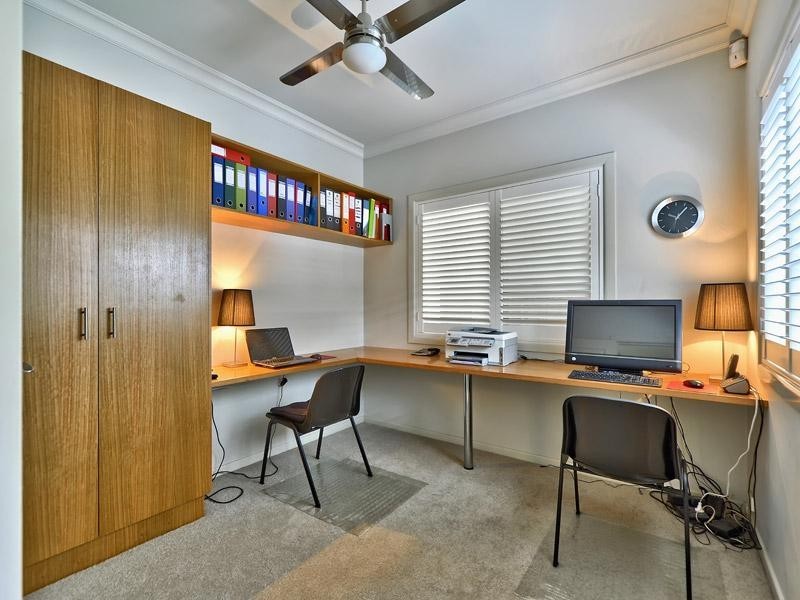 78 King Arthur Terrace, Tennyson QLD 4105