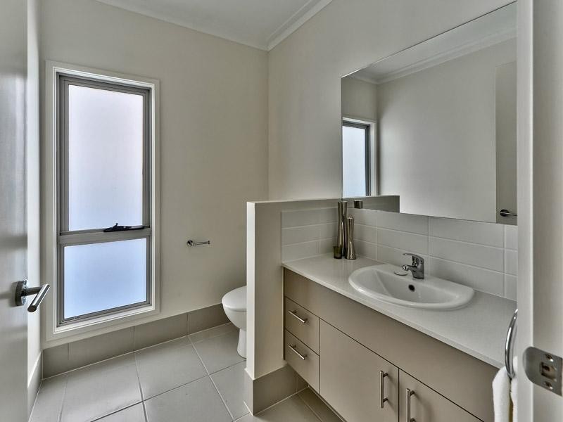 279 Long Street East, Graceville QLD 4075