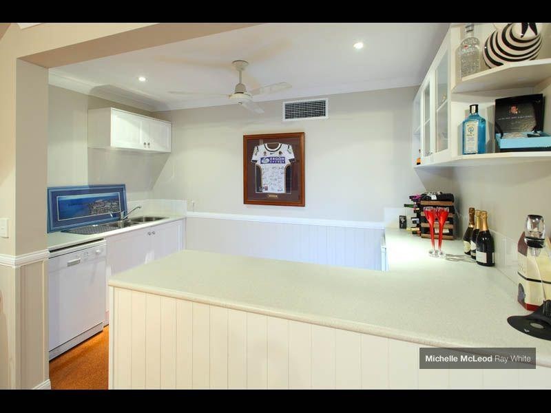 11 McConnell Crescent, Brookfield QLD 4069