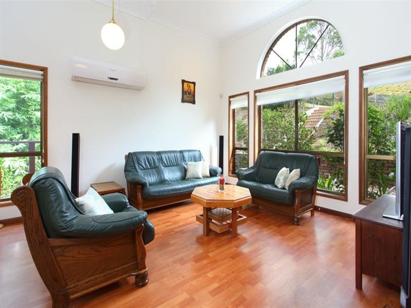 417 Bielby Road, Kenmore Hills QLD 4069