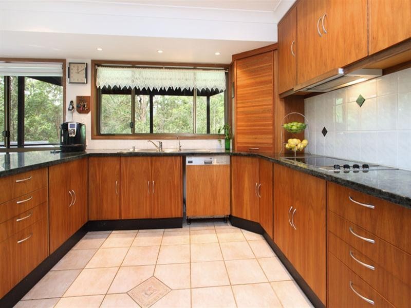 417 Bielby Road, Kenmore Hills QLD 4069