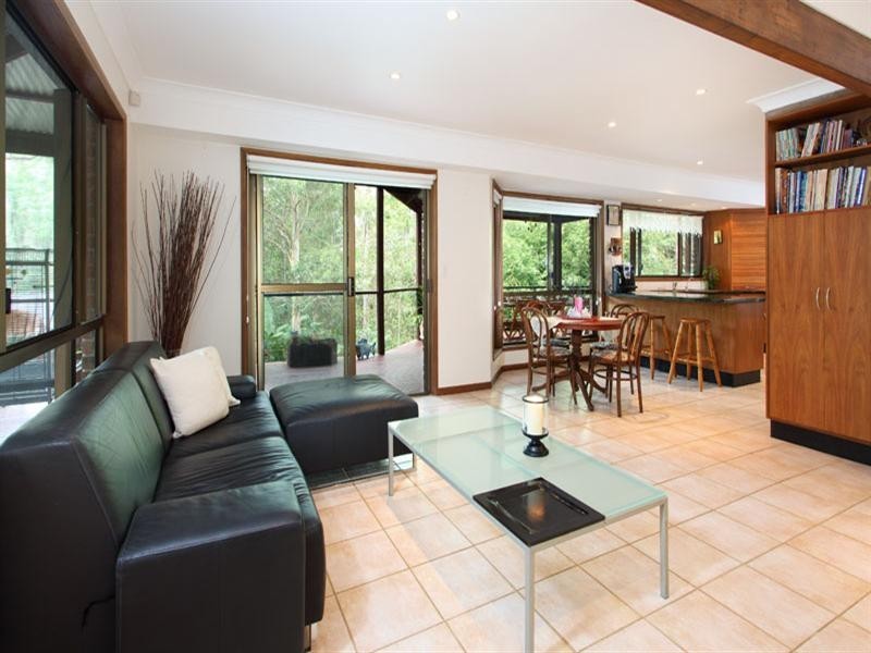 417 Bielby Road, Kenmore Hills QLD 4069