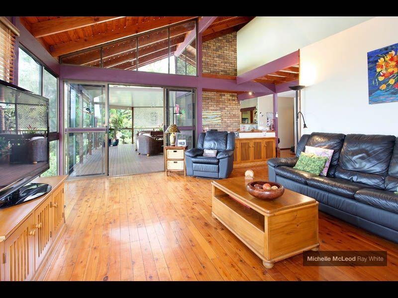 95 Bielby Road, Kenmore Hills QLD 4069