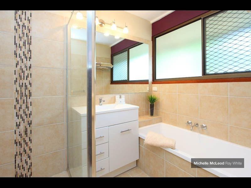 95 Bielby Road, Kenmore Hills QLD 4069