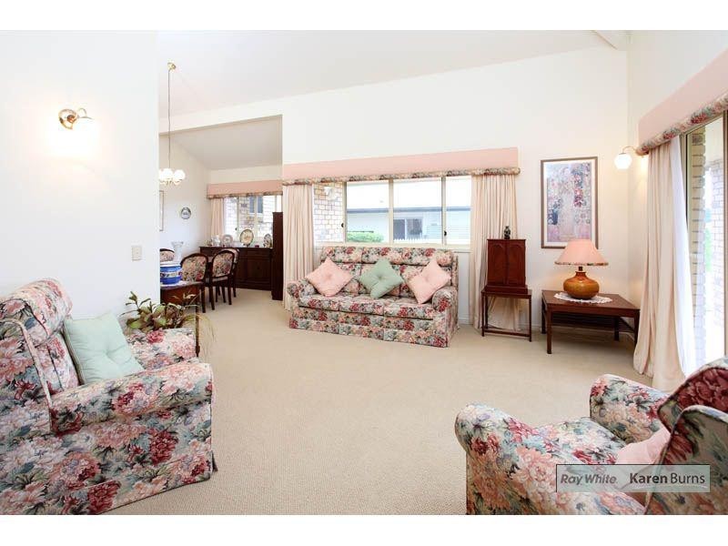 37 Mukurta Street, Chapel Hill QLD 4069