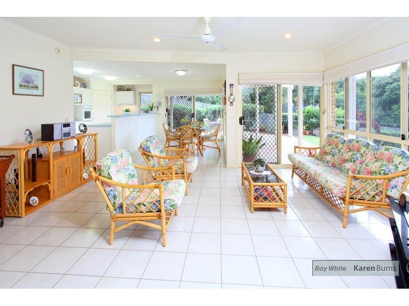 37 Mukurta Street, Chapel Hill QLD 4069