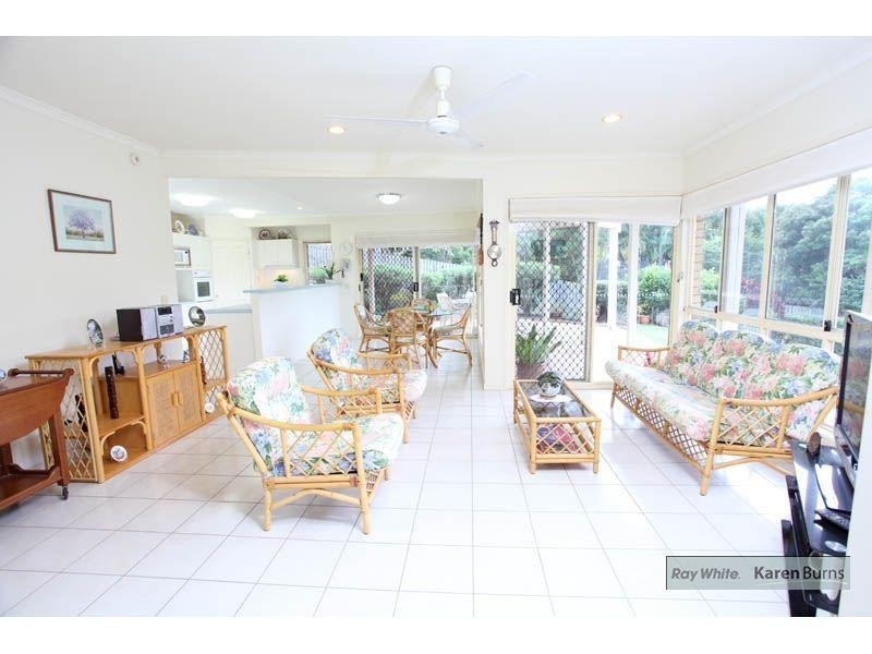 37 Mukurta Street, Chapel Hill QLD 4069