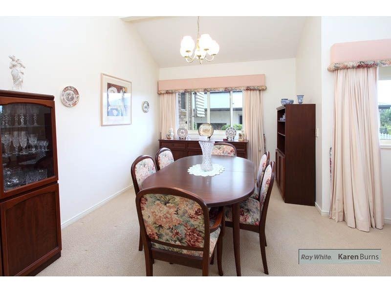 37 Mukurta Street, Chapel Hill QLD 4069