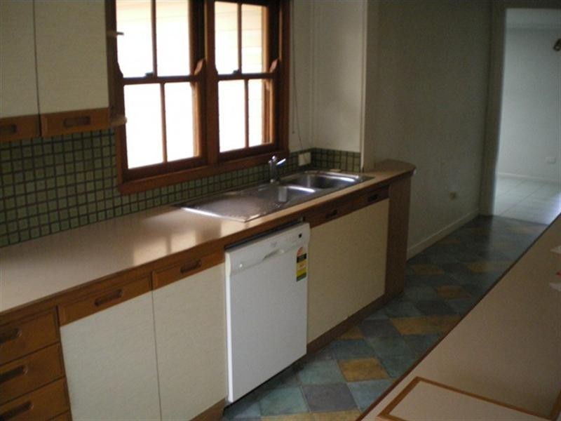 29 Isles Road, Indooroopilly QLD 4068