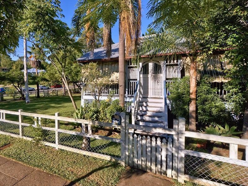 116 Ardoyne Road, Oxley QLD 4075