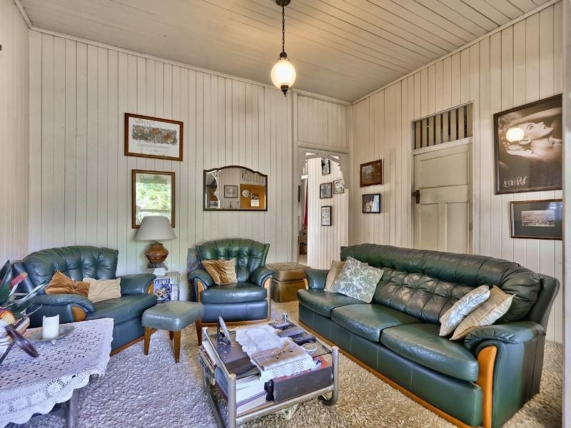 116 Ardoyne Road, Oxley QLD 4075