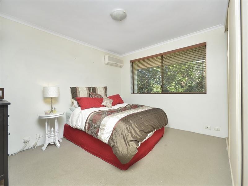 15/9 Land Street, Toowong QLD 4066