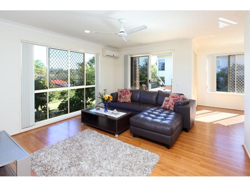 51 Mirbelia Street, Kenmore Hills QLD 4069