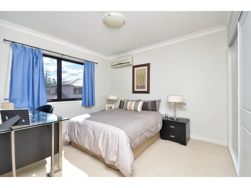 9/272 Indooroopilly Road, Indooroopilly QLD 4068