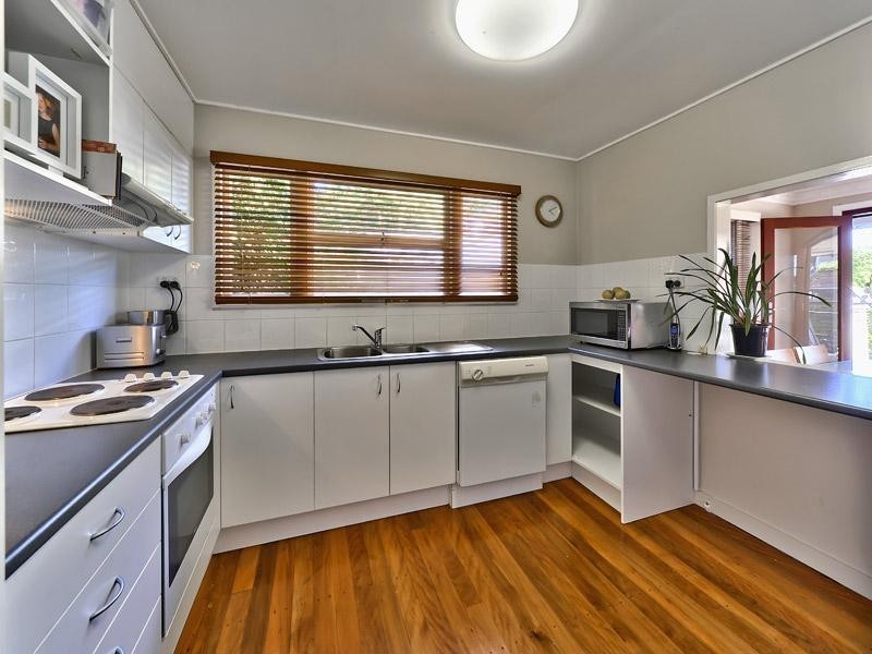 3 Todd Street, Taringa QLD 4068