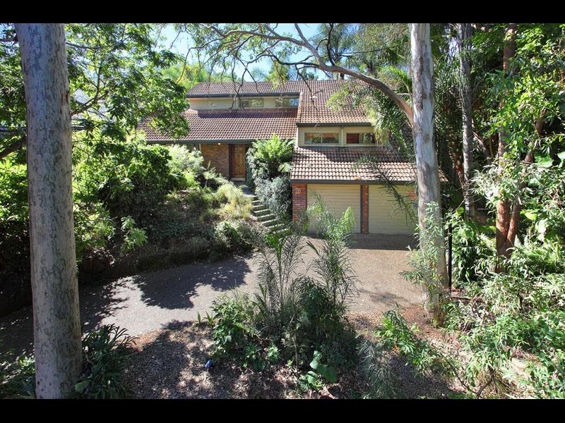 76 Marmindie Street, Chapel Hill QLD 4069