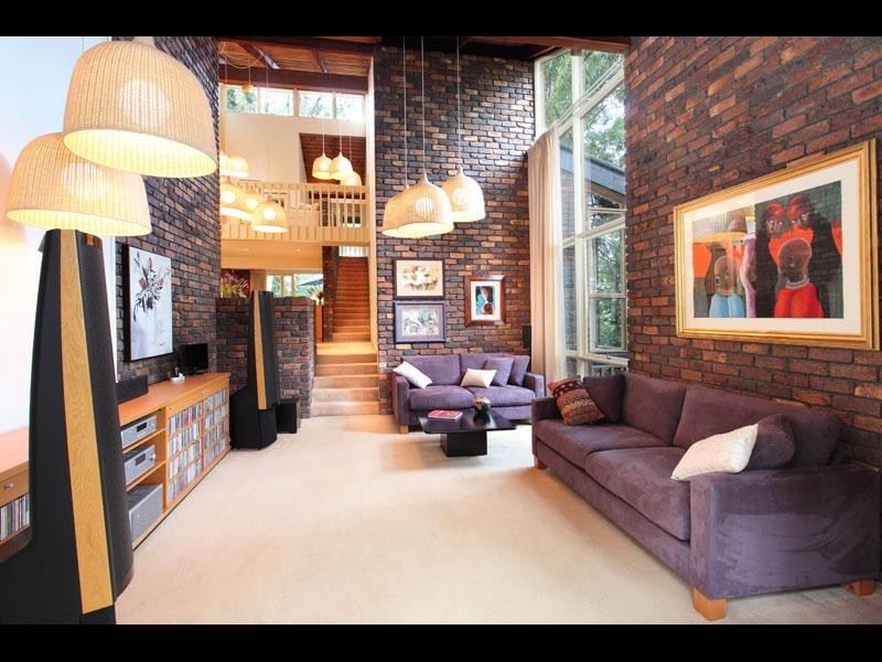 19 Columbia Street, Chapel Hill QLD 4069