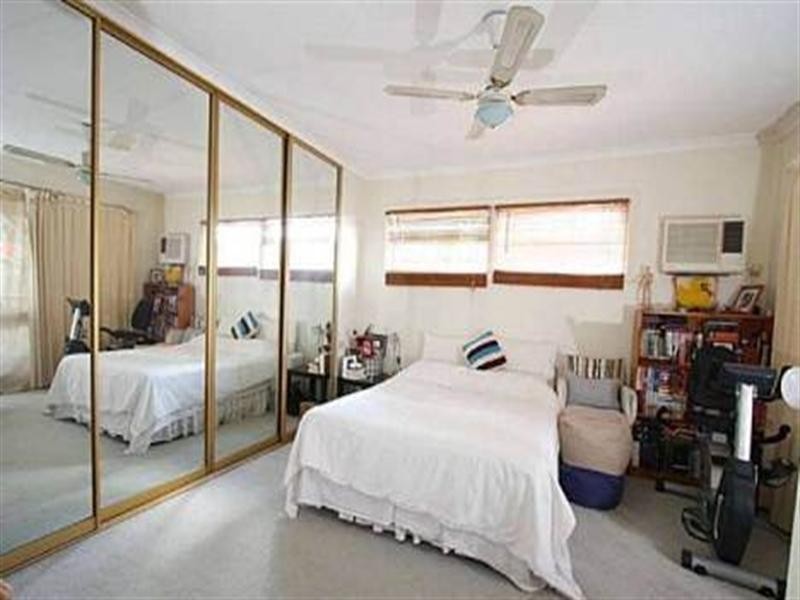 35 Dopson Street, Taringa QLD 4068