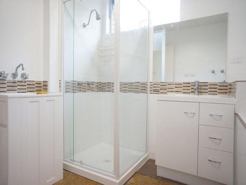 1/12 Underhill Avenue, Indooroopilly QLD 4068