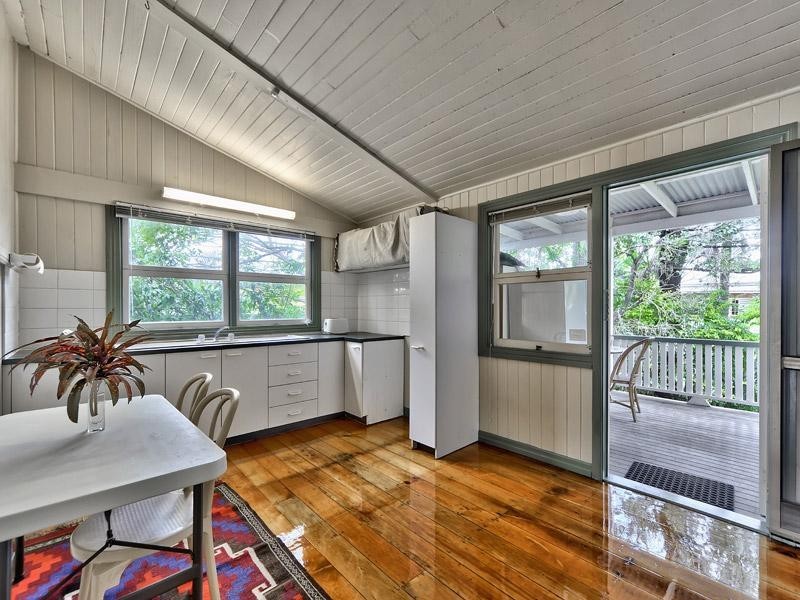 43 Graceville Avenue, Graceville QLD 4075