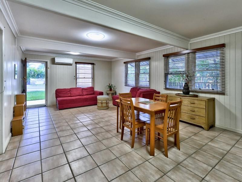 43 Graceville Avenue, Graceville QLD 4075