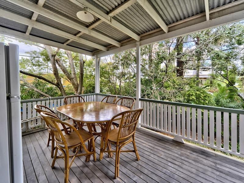 43 Graceville Avenue, Graceville QLD 4075