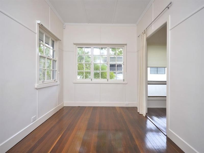 28 Volga Crescent, Indooroopilly QLD 4068