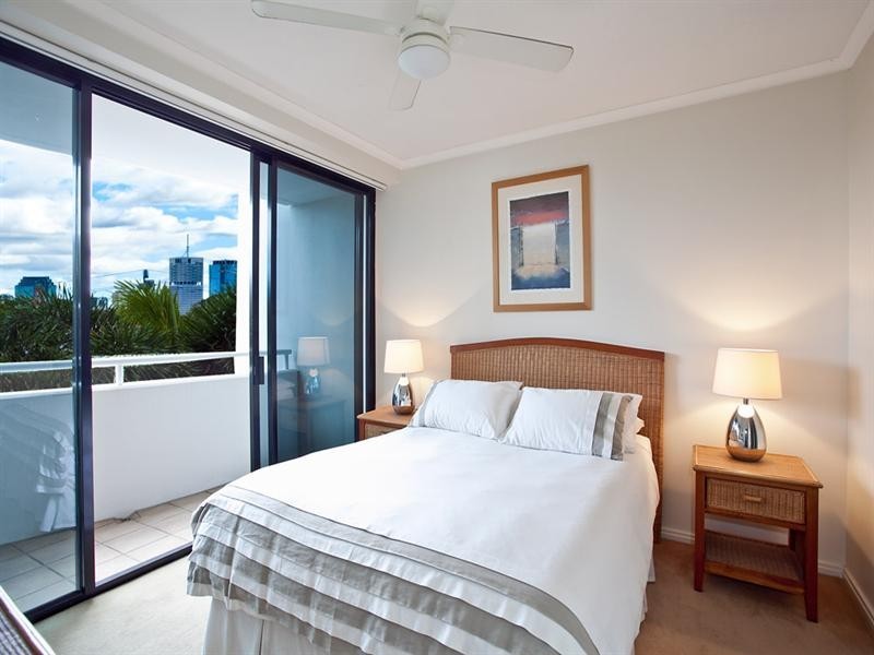 312/1 Gray Street, New Farm QLD 4005