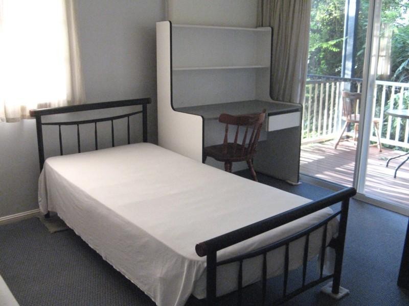 60 Bishop Street, St Lucia QLD 4067