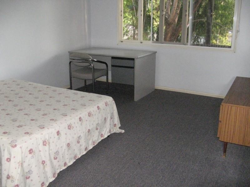 60 Bishop Street, St Lucia QLD 4067