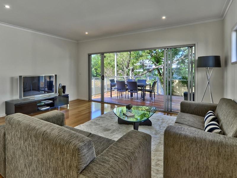 279 Long Street East, Graceville QLD 4075