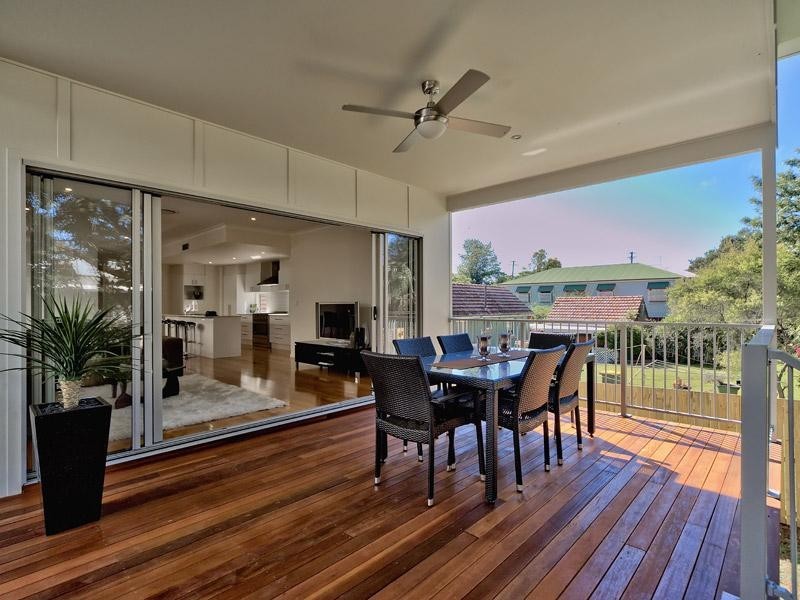 279 Long Street East, Graceville QLD 4075