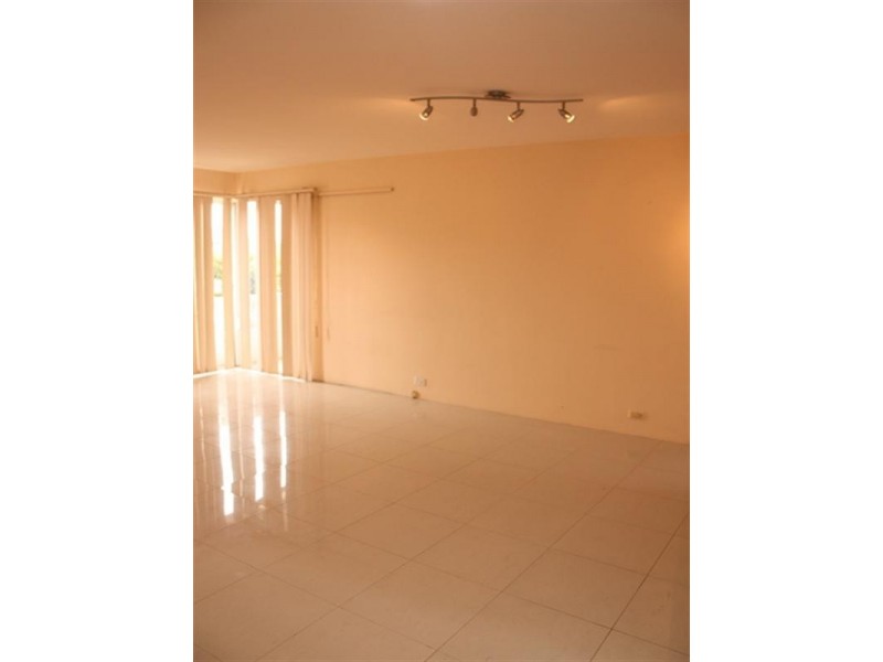 1/5 Burt Street, Auchenflower QLD 4066