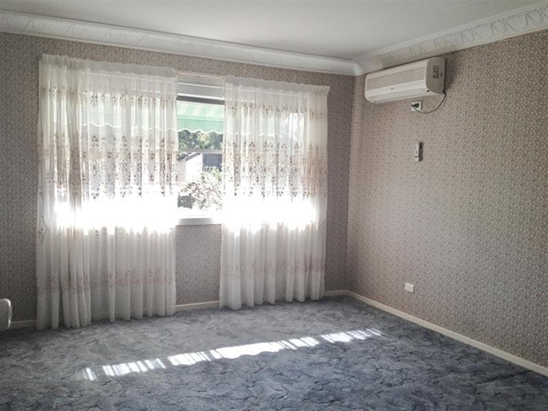 4 Dyer Street, Chapel Hill QLD 4069