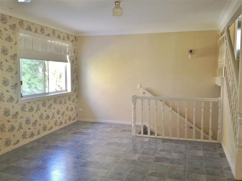 4 Dyer Street, Chapel Hill QLD 4069