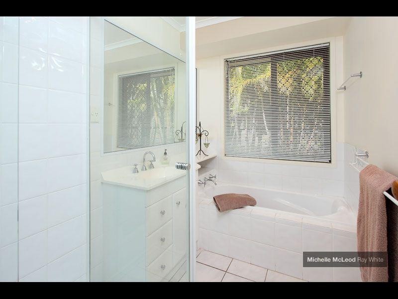 26 Allspice Street, Bellbowrie QLD 4070