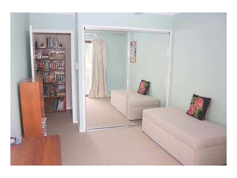 2/106 Sherwood Road, Toowong QLD 4066