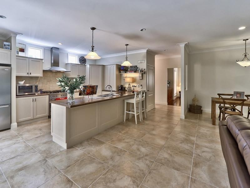 93 Rosebery Terrace, Chelmer QLD 4068