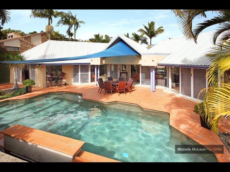 93 Greenford Street, Chapel Hill QLD 4069