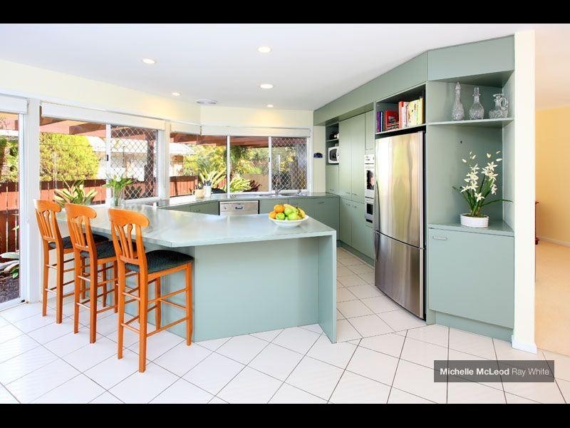 93 Greenford Street, Chapel Hill QLD 4069