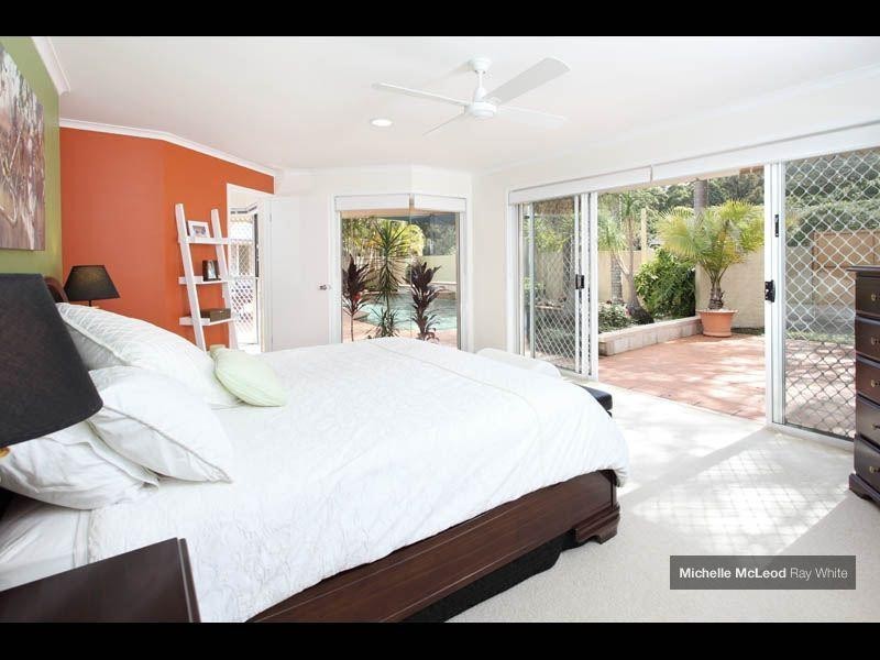 93 Greenford Street, Chapel Hill QLD 4069