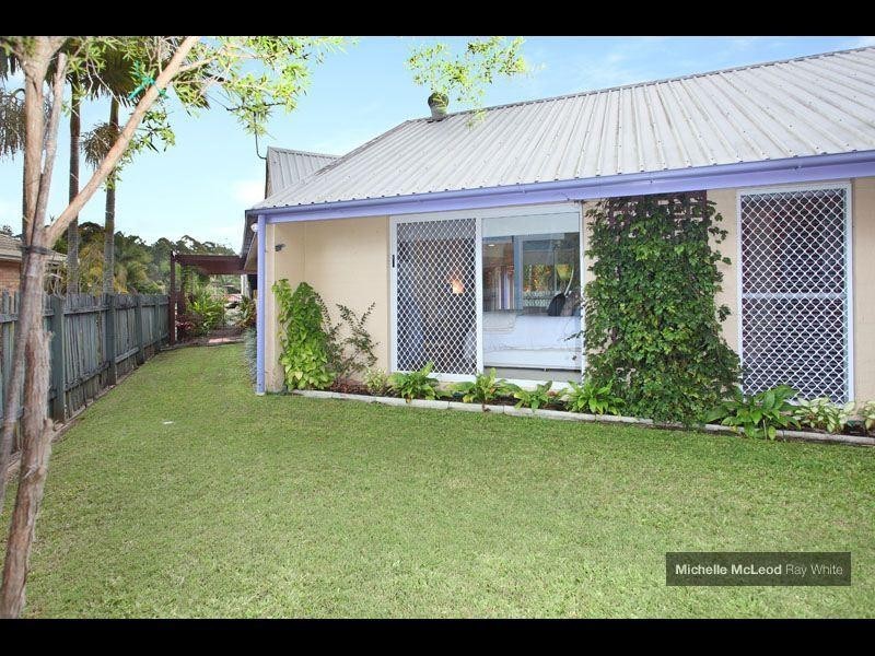 93 Greenford Street, Chapel Hill QLD 4069